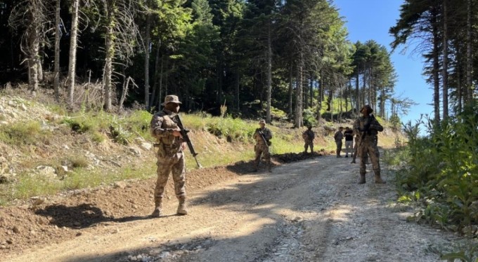 Bursa'da PÖH sahada! Uludağ'ın ormanlarında yangına karşı dron ile koruma