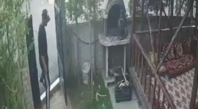 Bursa'daki bir hırsız girdiği evde eline ne gelirse çaldı!