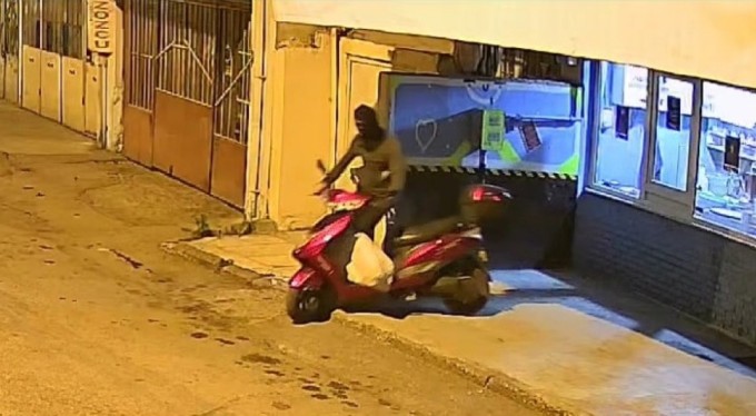 Bursa'da borcunu bile bitirmediği motosikleti çalındı!