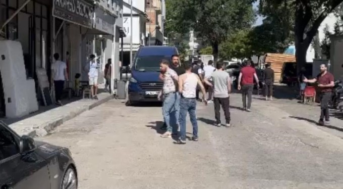 Bursa'da amcasının oğlunu bıçakla yaraladı!