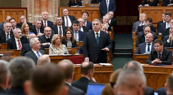 Macaristan'da İsveç'in NATO üyeliği ile ilgili parlamento oturumu boykot edildi