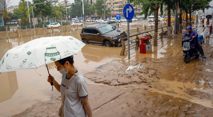 Pekin'de selde 11 kişi öldü, 27 kişi kayıp