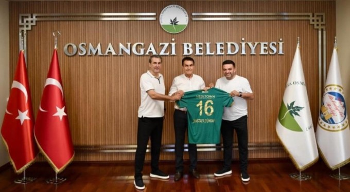 Bursaspor'dan Osmangazi Belediye Başkanı Mustafa Dündar'a ziyaret