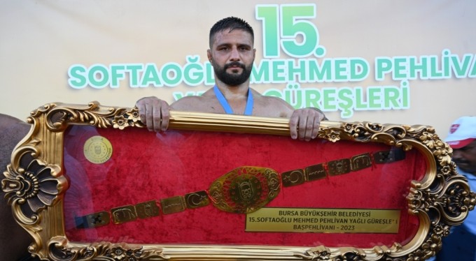 Başpehlivan Serhat Gökmen oldu