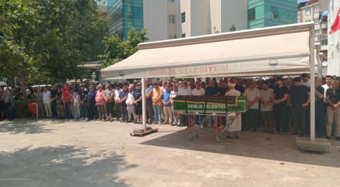 Bursa'daki kazada hayatını kaybeden genç Onur gözyaşları ile uğurlandı