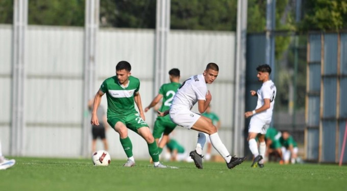 Bursaspor hazırlık maçında İnegöl Kafkasspor'u 1-0 yendi