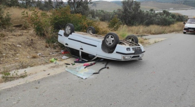 Bursa'da fren tutmayınca el frenini çekti, takla attı