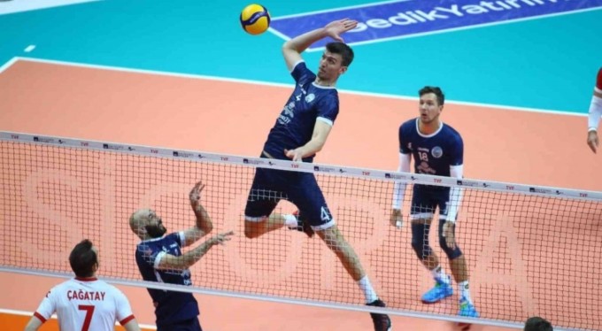 Ahmet Samet Baltacı Bursa Büyükşehir Belediyespor'da