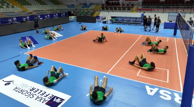 Bursa Büyükşehir Belediyespor çalışmalara başladı