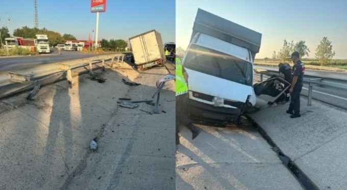 Bursa'da yoldan çıkan kamyonet kaza yaptı! 1 can kaybı