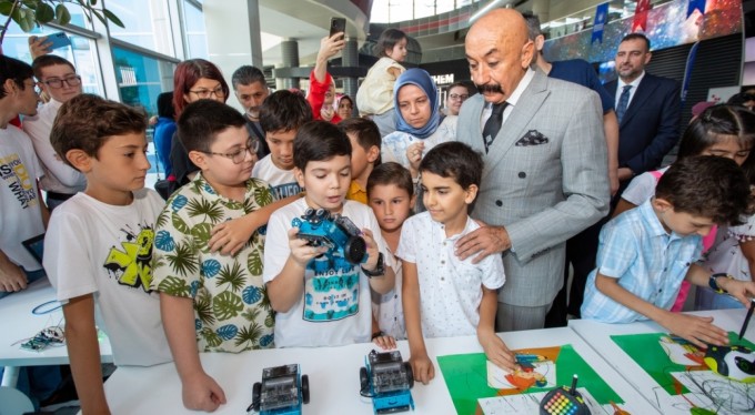 Büyükşehir'le geleceği kodluyorlar