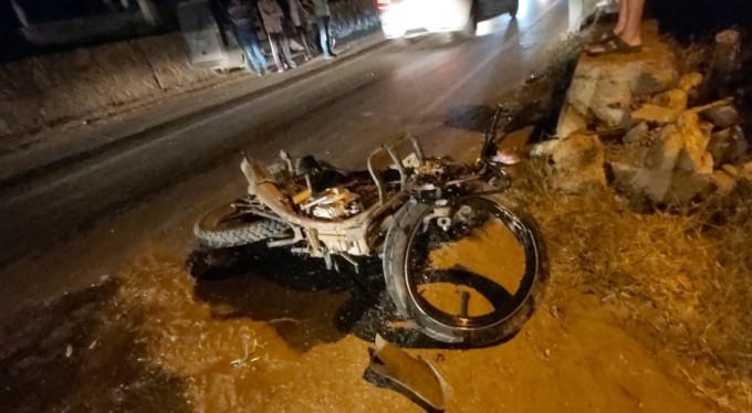 Bursa''da motosikletle otomobil çarpıştı! 1 ağır yaralı