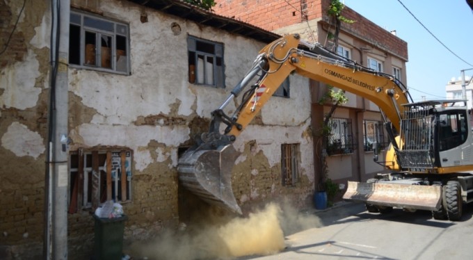 Osmangazi'den huzur veren yıkım