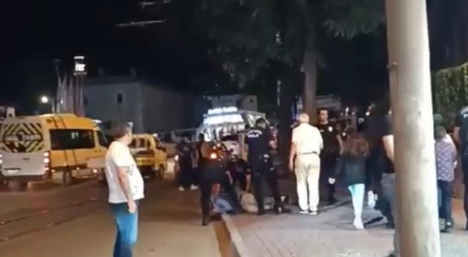 Bursa'da sözlü tartışma bıçaklı kavgaya dönüştü! 1 yaralı