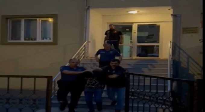 Bursa'da şafak operasyonu! 3 FETÖ üyesi toplamda 101 kişi yakalandı