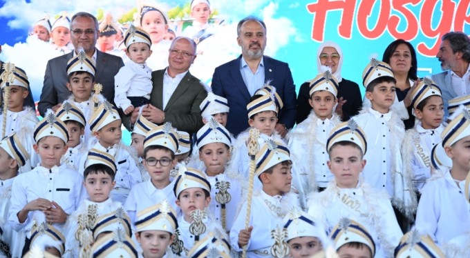 Anasayfa Haberler Bursa'da toplu sünnet şöleni HABERLER    Bursa'da toplu sünnet şöleni