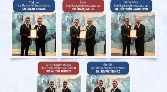 Bursa'da Ak Parti'nin yeni ilçe başkanları mazbatalarını aldı