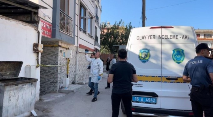 Bursa'da torun dehşeti! Babaannesi ve halasının boğazını kesti