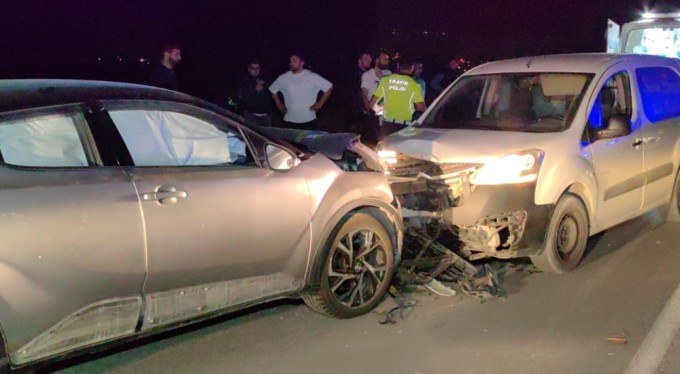 Bursa'da tamirciye bırakılan araçla gezi keyfi kazayla bitti! 6 yaralı