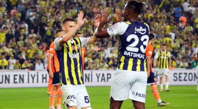 Fenerbahçe, Başakşehir'e karşı en farklı galibiyetini aldı
