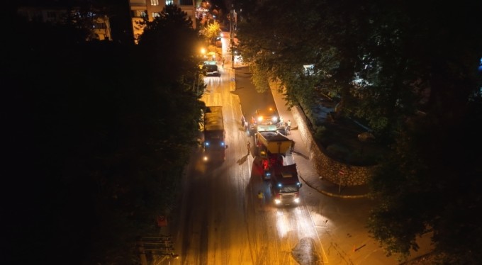 Yollarda asfalt mesaisi sürüyor