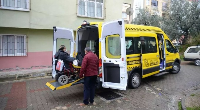 "Yaşlılarımızın hayatlarını kolaylaştırmaya devam edeceğiz"