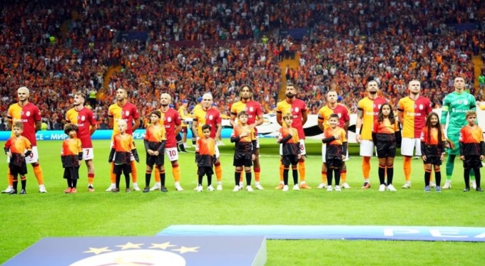 Manchester United ile Galatasaray 7. randevuda