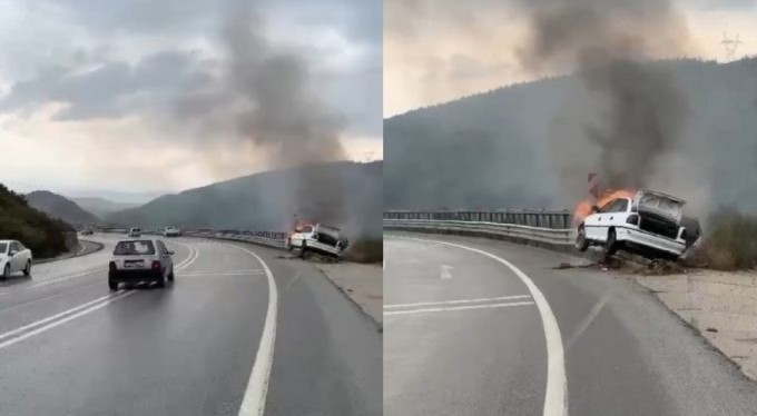 Bursa'da bariyerlere giren otomobil alev aldı!