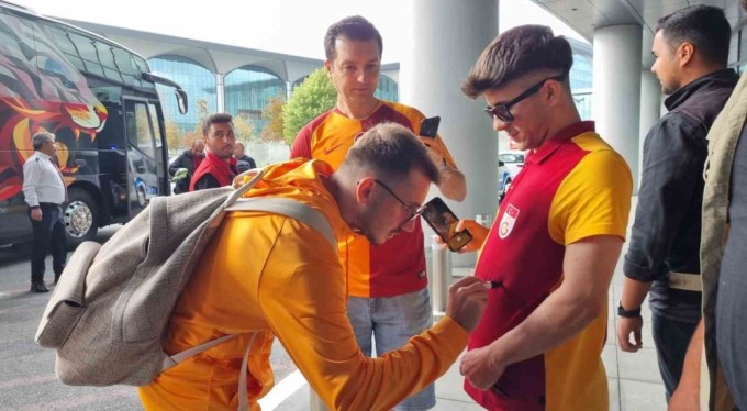 Galatasaray, İngiltere'ye gitti