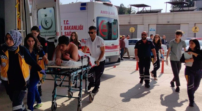 Bursa'da kardeşler arasında kan aktı! Abisini bıçakladı