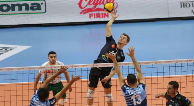 Bursa'nın Efeleri finalde