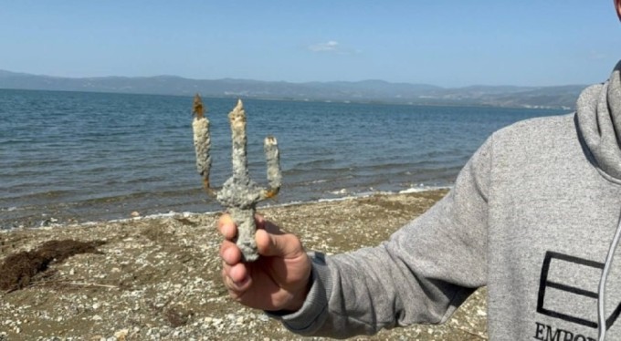 İznik Gölü'nde 2 bin yıllık mızrak ucu bulundu!