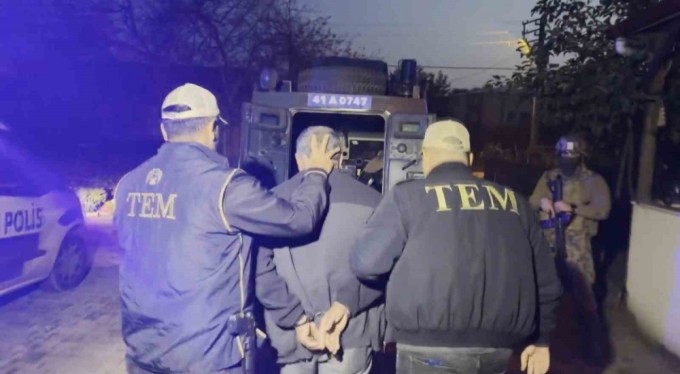 HDP İl Başkanı da gözaltına alındı! PKK'nın 'cezaevi dış koordinasyon' yapılanmasına operasyon