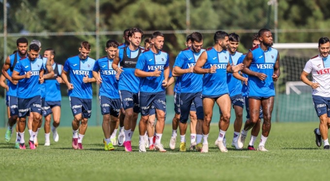 Trabzonspor, zirveyle puan farkını açtı