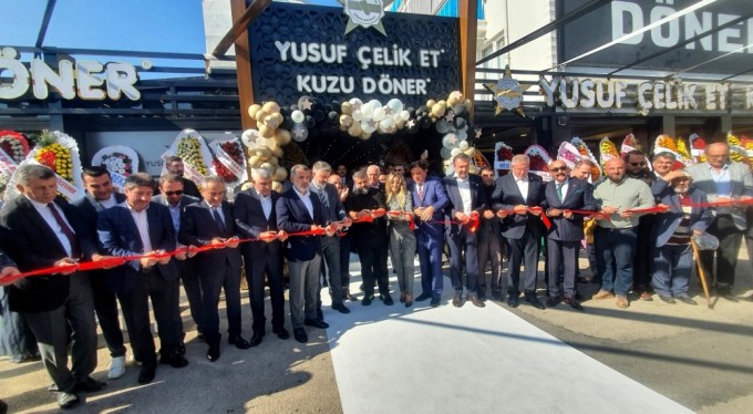 Yusuf Çelik'ten lezzet dolu açılış