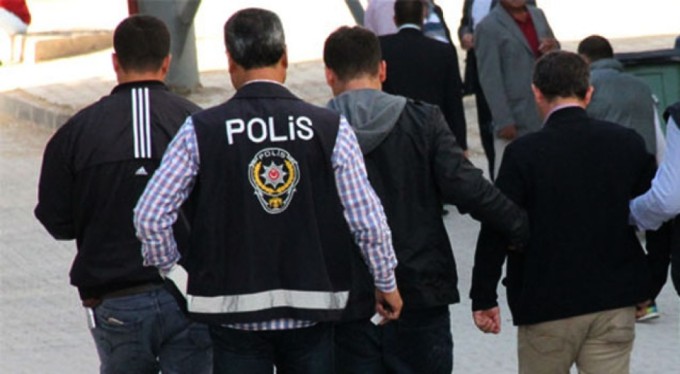 Bursa'da FETÖ operasyonu! 14 gözaltı