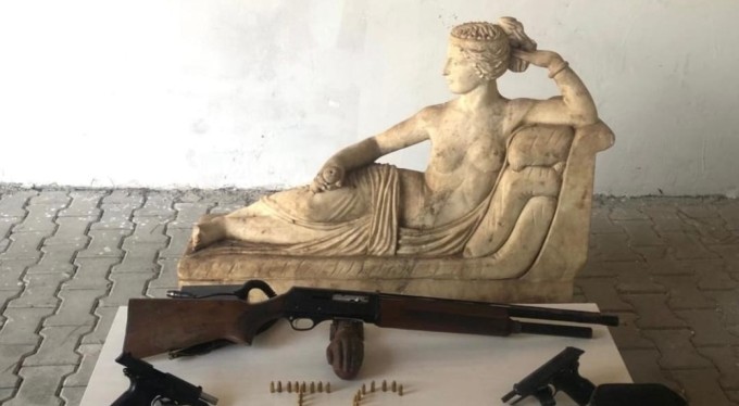 Bursa'da Jandarmadan tarihi eser operasyonu