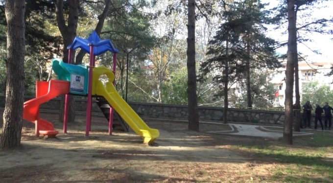 Bursa'da bir kadın, çocuk parkında asılı halde bulundu!