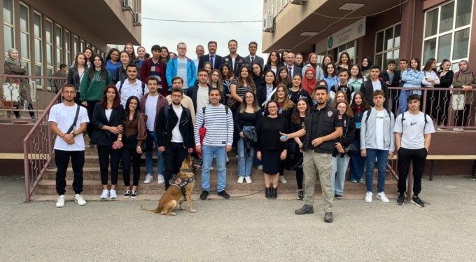 'En İyi Narkotik Polisi Anne'