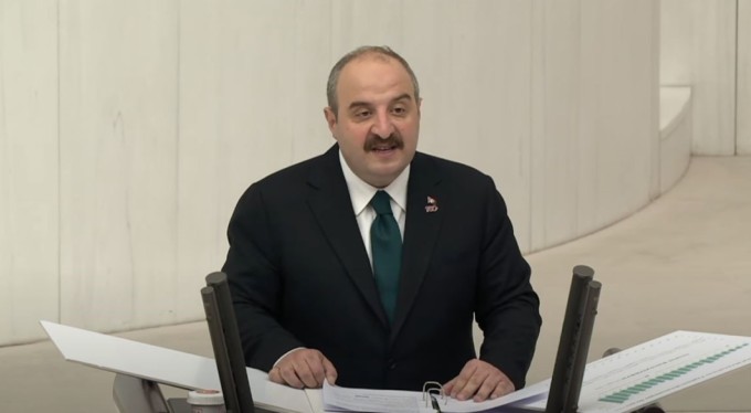 Coşkuyla kutlamadınız eleştirilerine meclis kürsüsünden cevap verdi