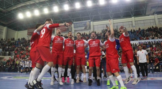 A Milli Erkek Hentbol Takımı, İtalya'yı 37-28 mağlup etti