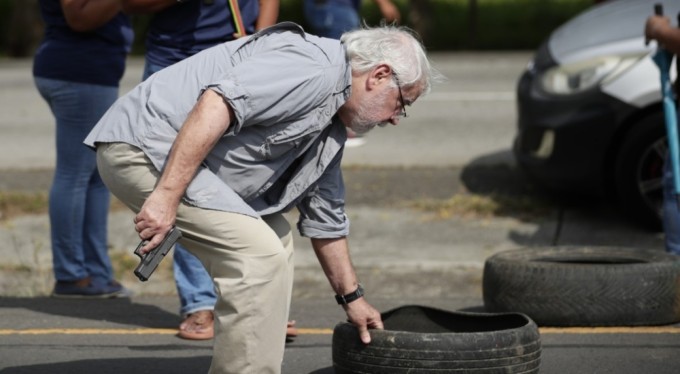 Panama'da 77 yaşındaki ABD'li yolu kapatan aktivistleri vurdu: 2 ölü