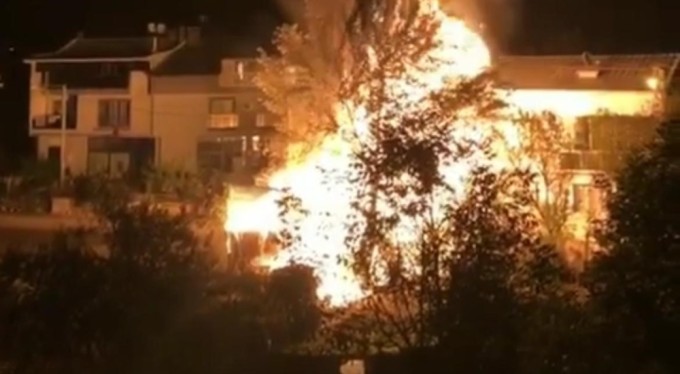 Ağaçlık alanda çıkan yangın korku dolu anlar yaşattı