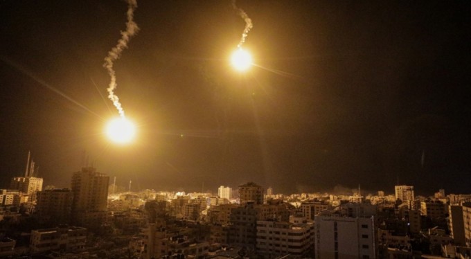 İsrail ordusu Gazze'de hastaneleri vurdu: 6 ölü