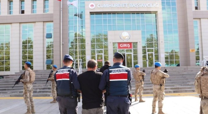 Terör örgütlerine yönelik operasyonda 255 şüpheli yakalandı