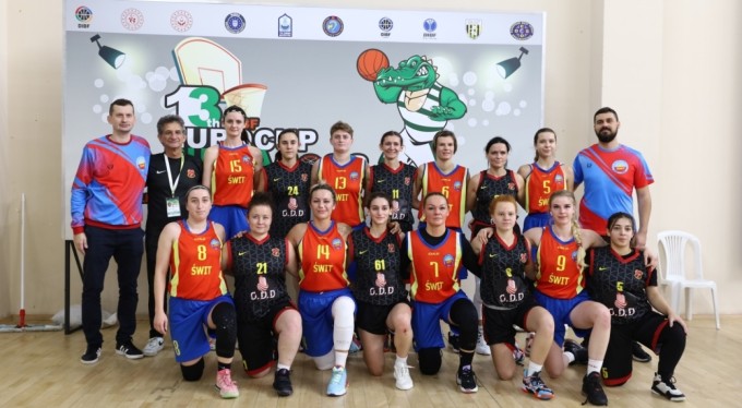 Potada sessiz şampiyona başladı