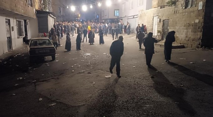 Sokak düğününe kanlı baskın! Ölü ve çok sayıda yaralı var