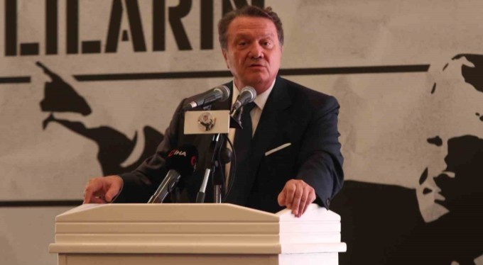 Hasan Arat: "Beşiktaş fabrika ayarlarına dönecek"