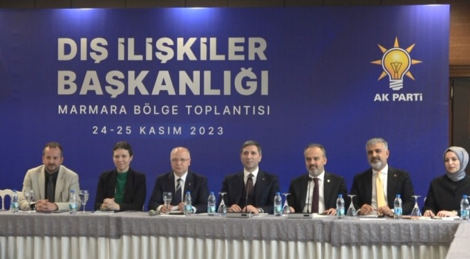 AK Parti Genel Başkan Yardımcısı Zafer Sırakaya: "Kimlik siyasetini değil birlik siyasetini destekliyoruz"