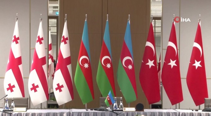 Türkiye-Gürcistan-Azerbaycan Savunma Bakanları 10. Toplantısı Bakü'de gerçekleştirildi